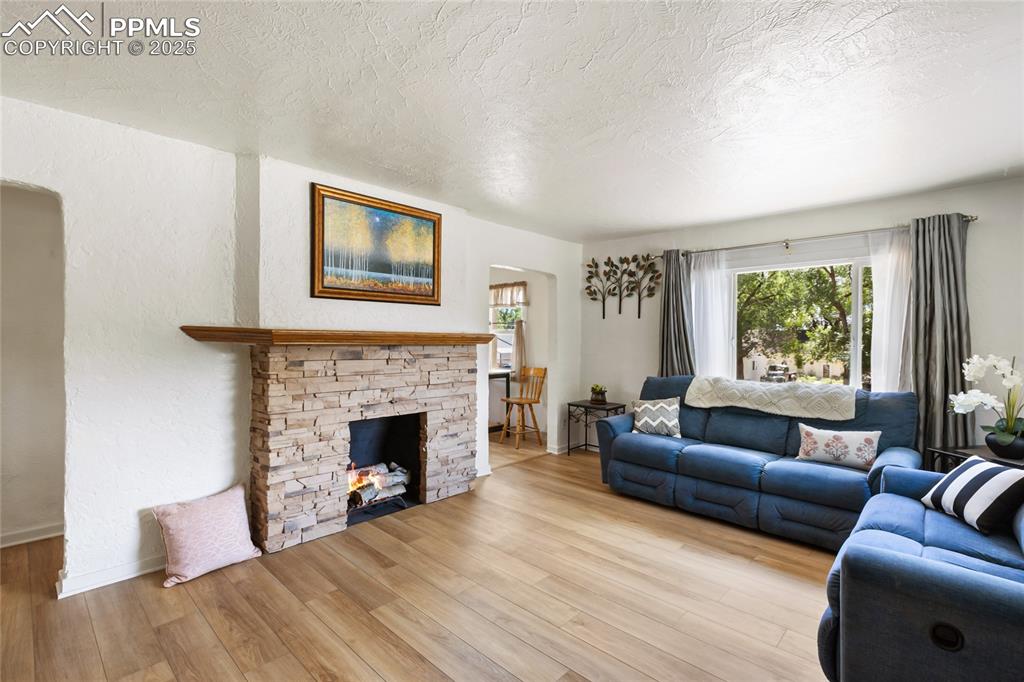 Image 8 of 34: Living Room