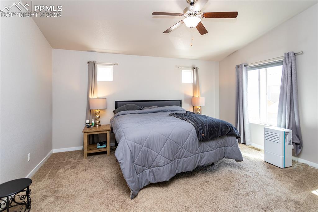 Image 31 of 34: Master Bedroom