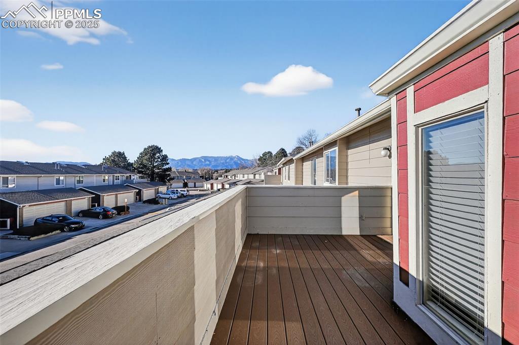 Image 15 of 31: Balcony