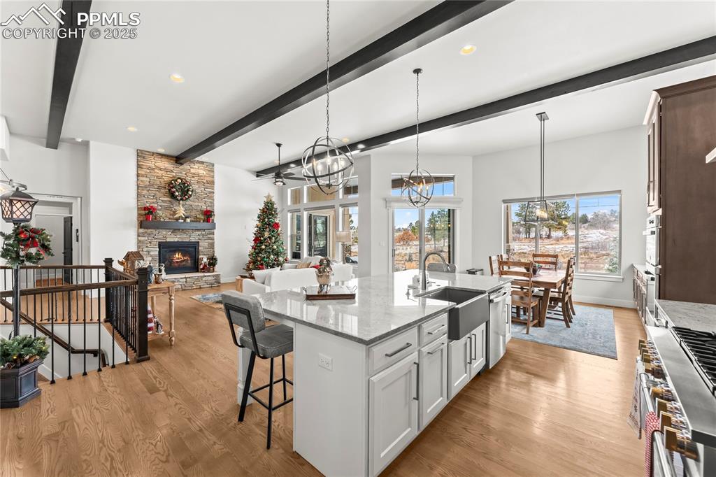 Image 12 of 48: Kitchen