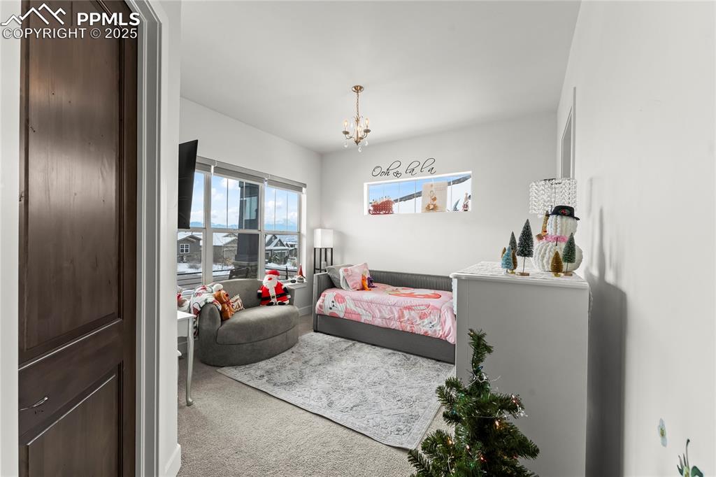 Image 16 of 48: Bedroom