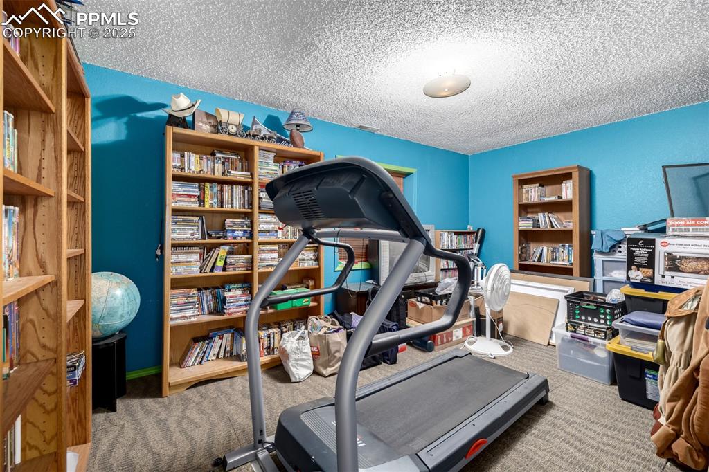 Image 28 of 50: Exercise Room