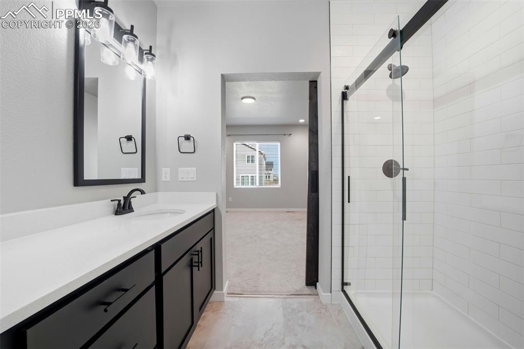 Image 37 of 50: Bathroom