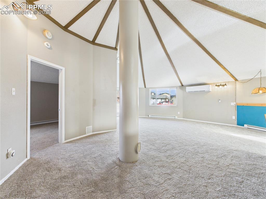 Image 18 of 42: Living Room