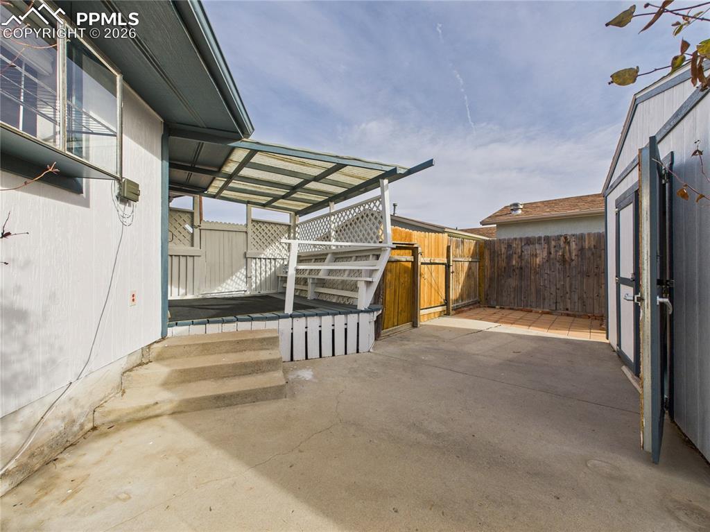 Image 30 of 42: Patio