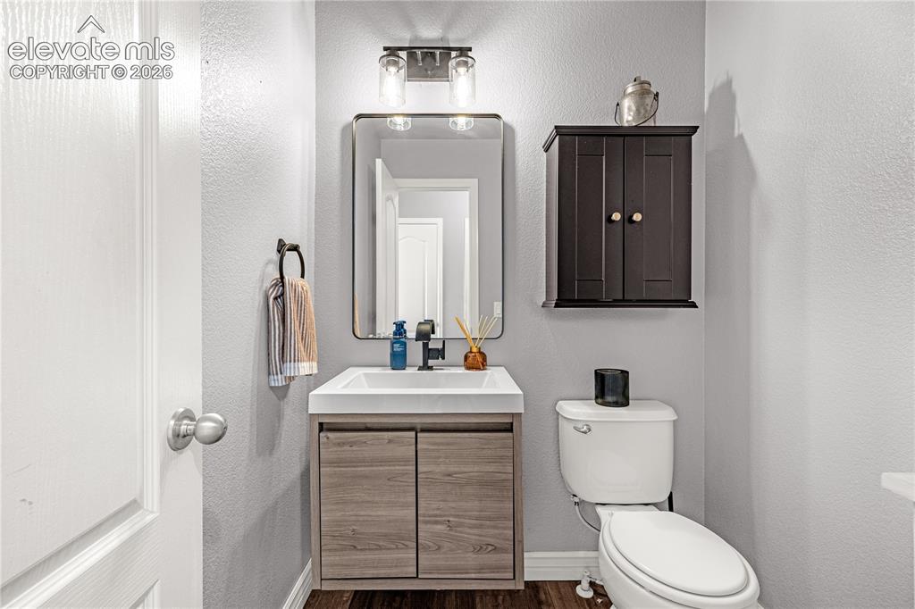 Image 11 of 40: Bathroom