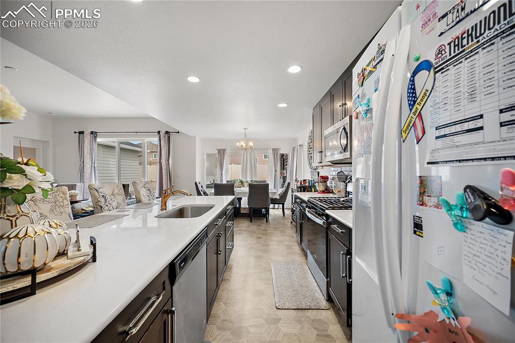 Image 10 of 49: Kitchen