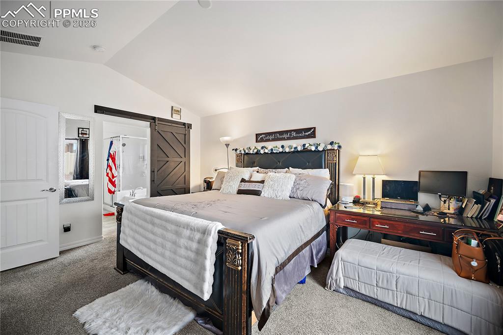 Image 26 of 49: Bedroom