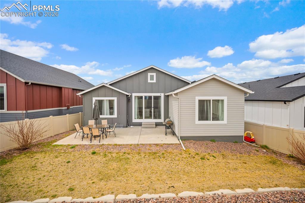 Image 34 of 49: Back of Structure