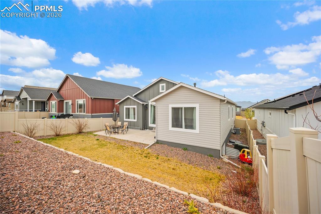 Image 35 of 49: Back of Structure