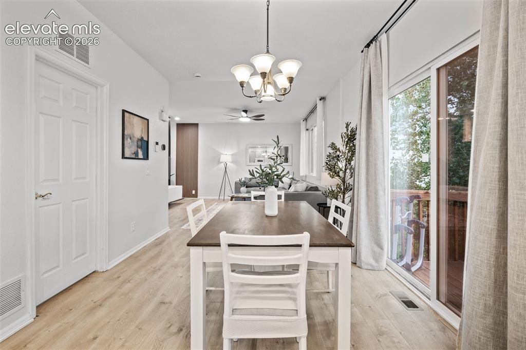 Image 13 of 47: Dining Area