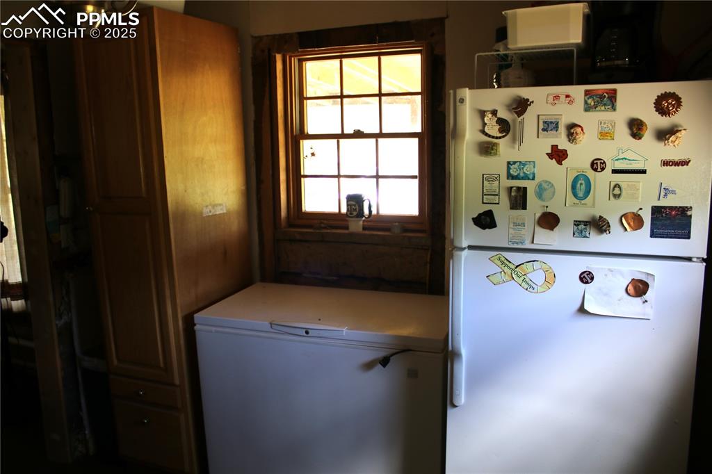 Image 23 of 28: View of washroom