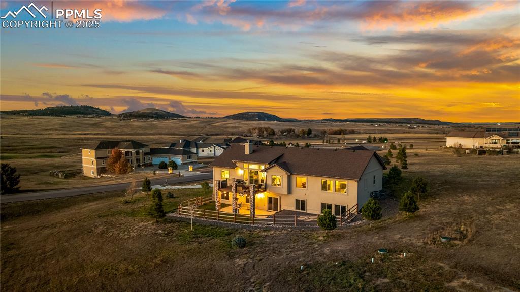 Image 45 of 48: Back of Structure