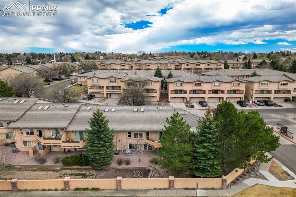 Image 38 of 39: Clean, well-kept tight-knit community in Colorado Springs.
