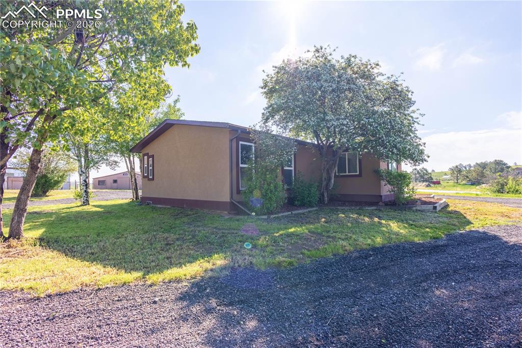 Image 25 of 50: Side of Structure