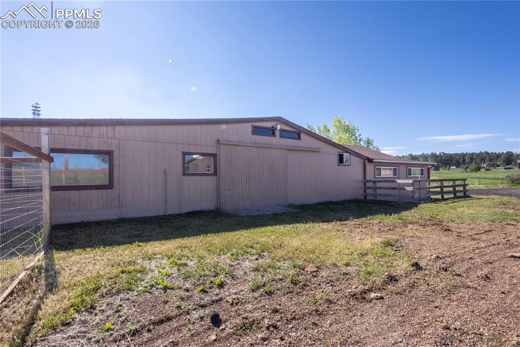 Image 35 of 50: Side of Structure