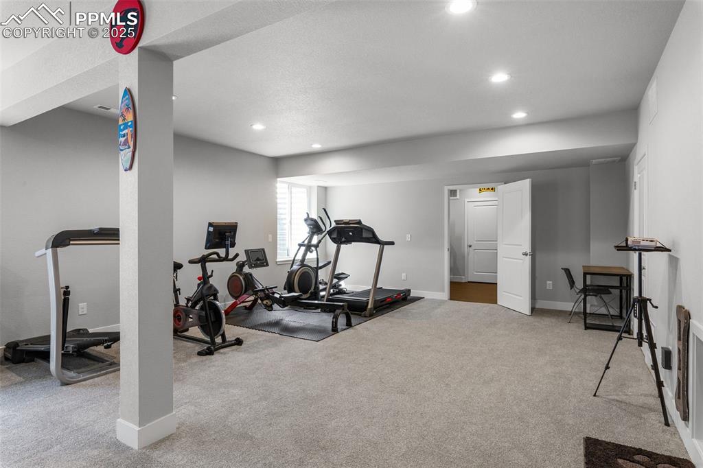Image 30 of 47: Exercise Room