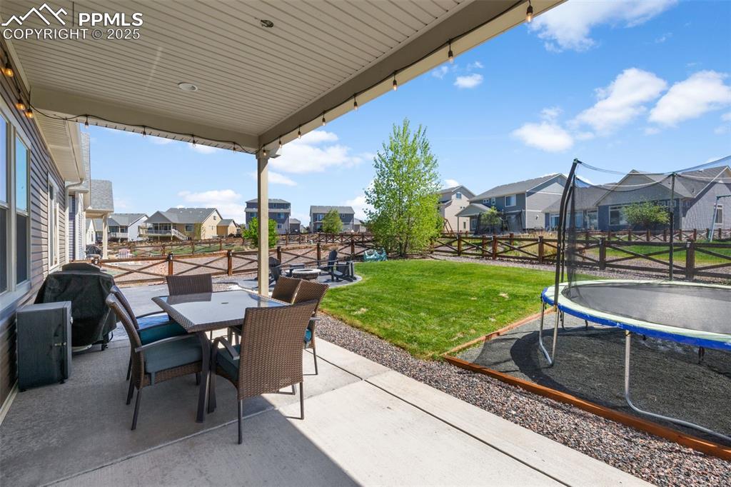 Image 8 of 47: Patio