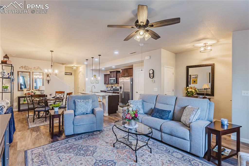 Image 4 of 26: New Supplement