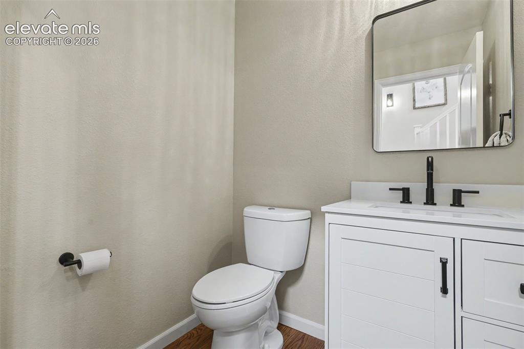 Image 15 of 45: Bathroom