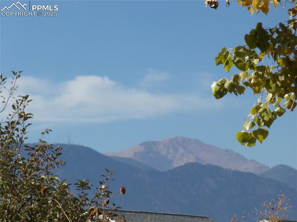 Image 29 of 29: View of mountain backdrop