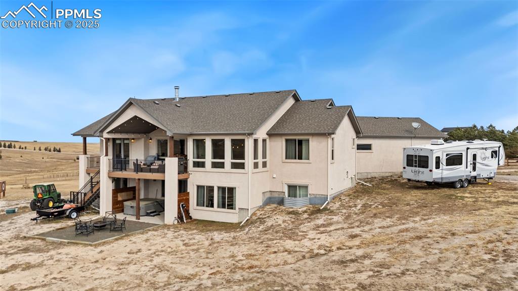 Image 37 of 42: Back of Structure