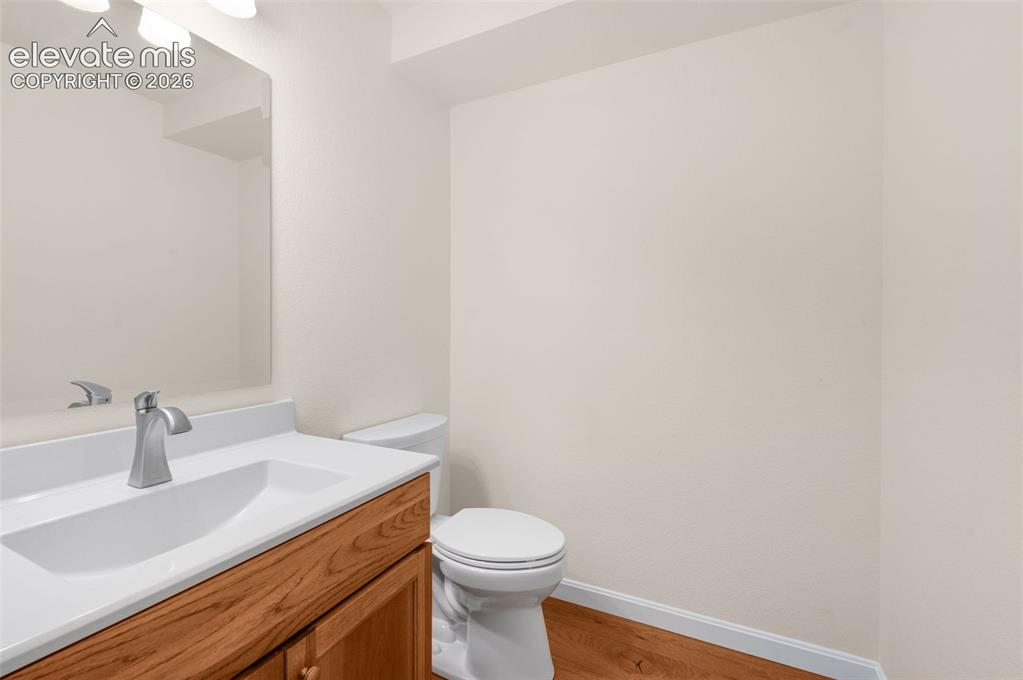 Image 16 of 45: Bathroom
