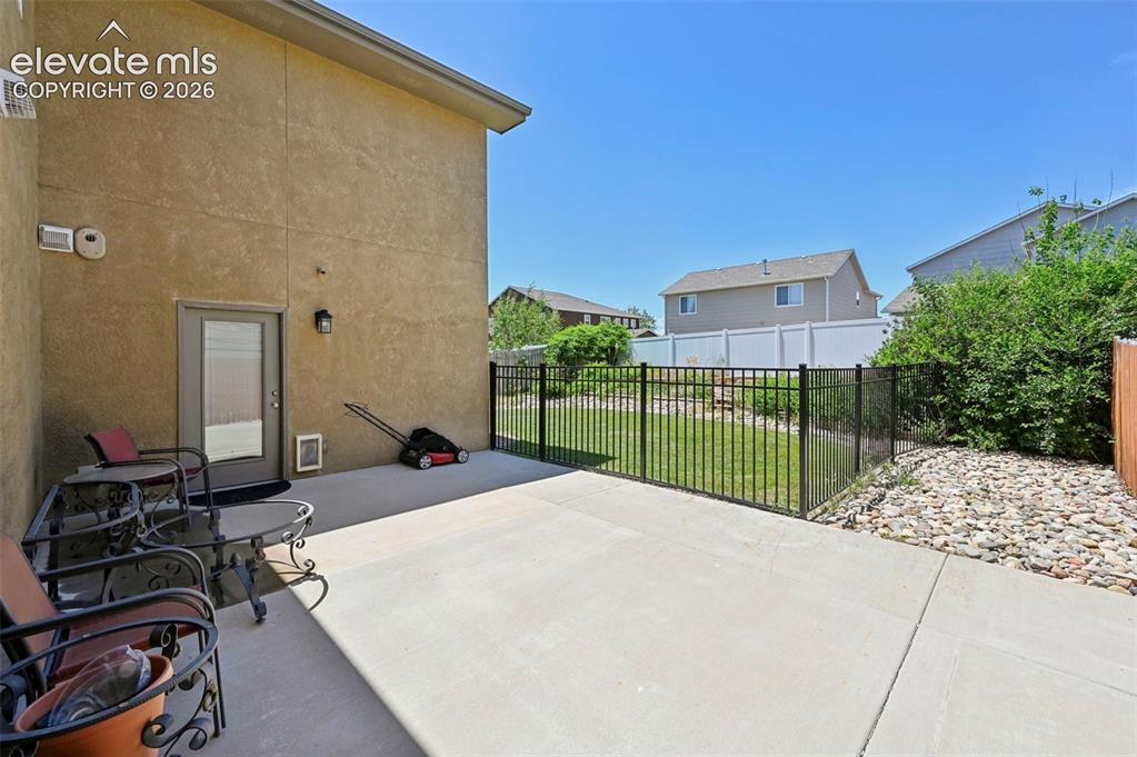 Image 17 of 22: Patio terrace