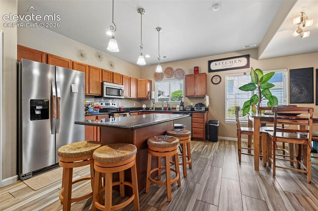 Image 3 of 22: Kitchen