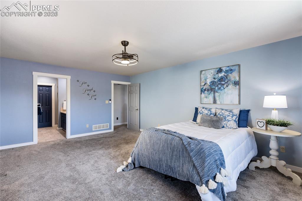 Image 24 of 46: Bedroom