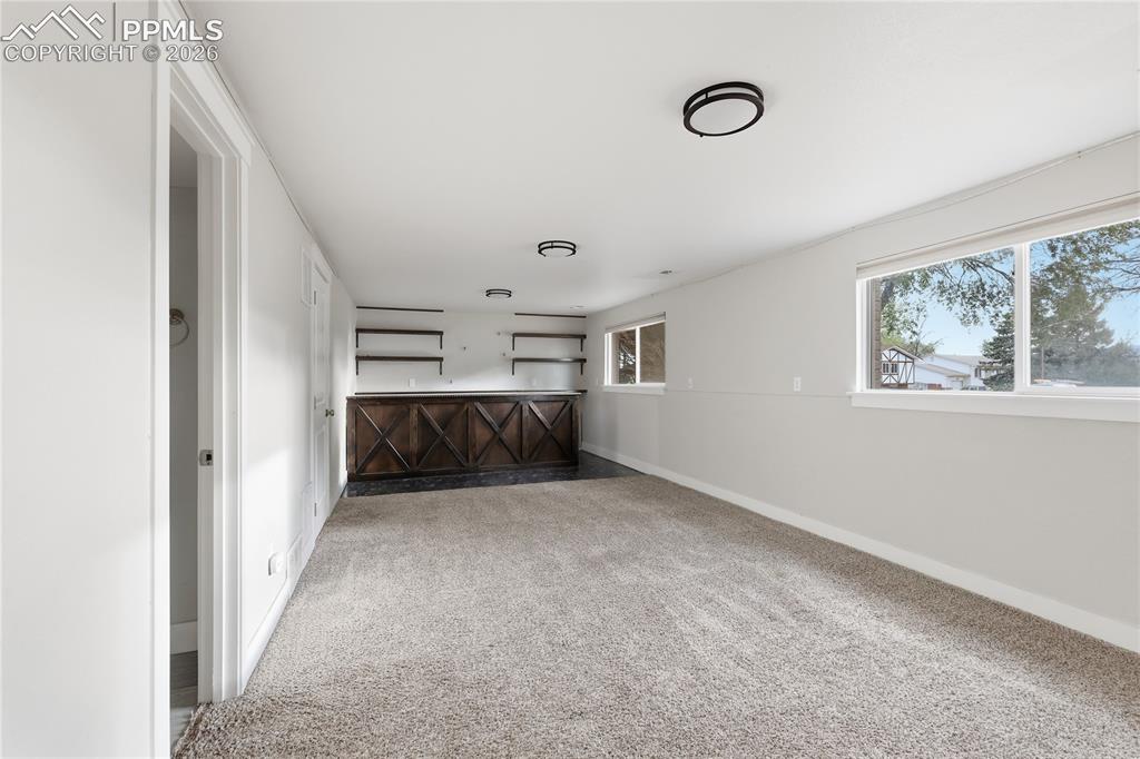 Image 16 of 26: Living Room
