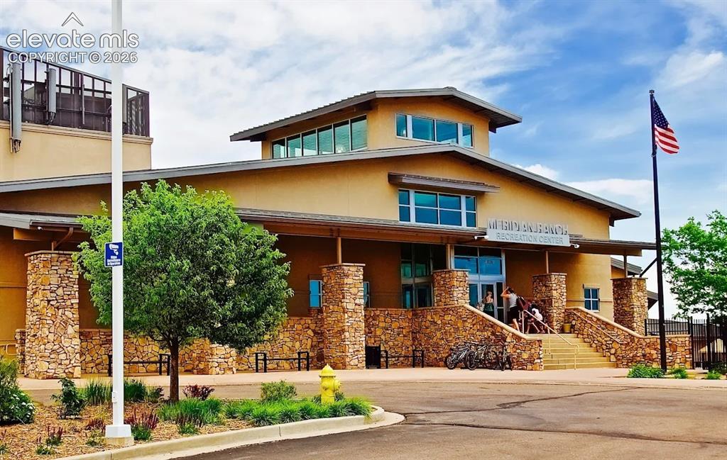 Image 42 of 46: Indoor walking/running track