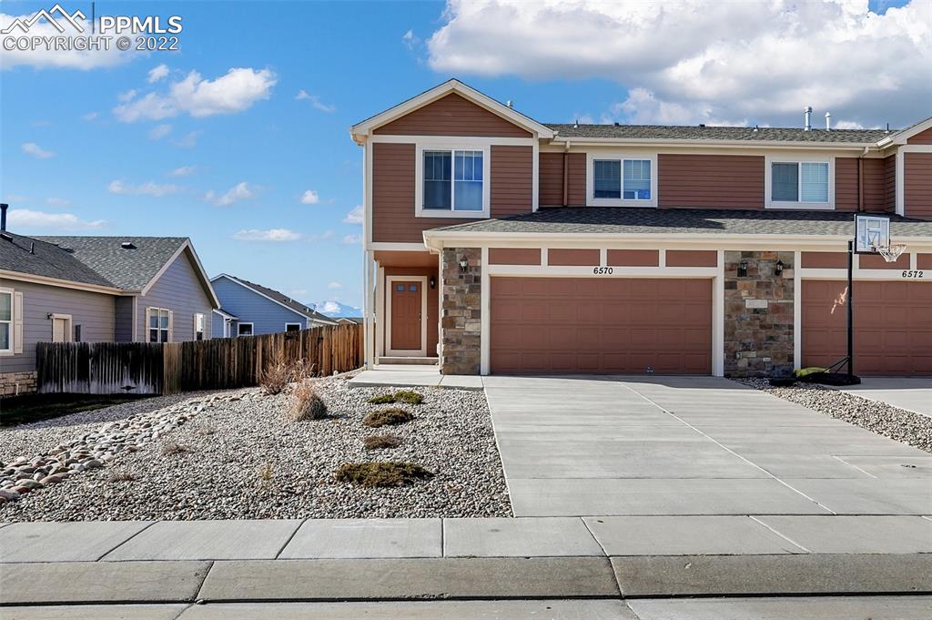 Listing 7863336, Image 1 of 38