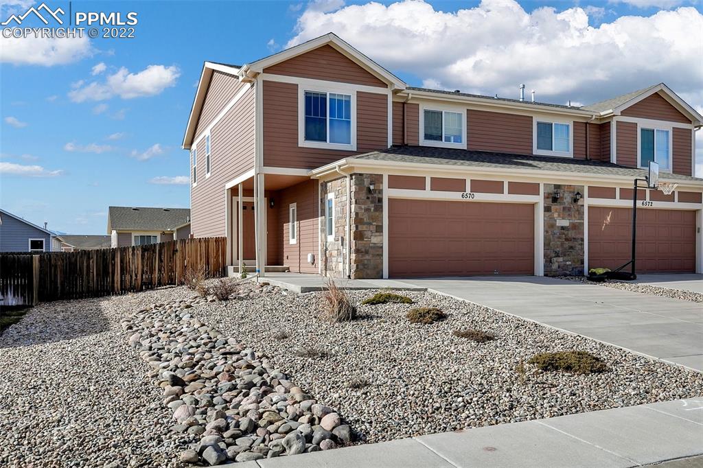 Listing 7863336, Image 2 of 38