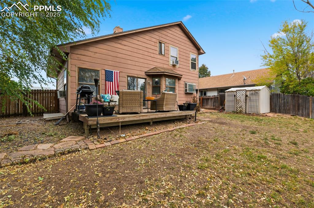 Image 23 of 26: Back of Structure