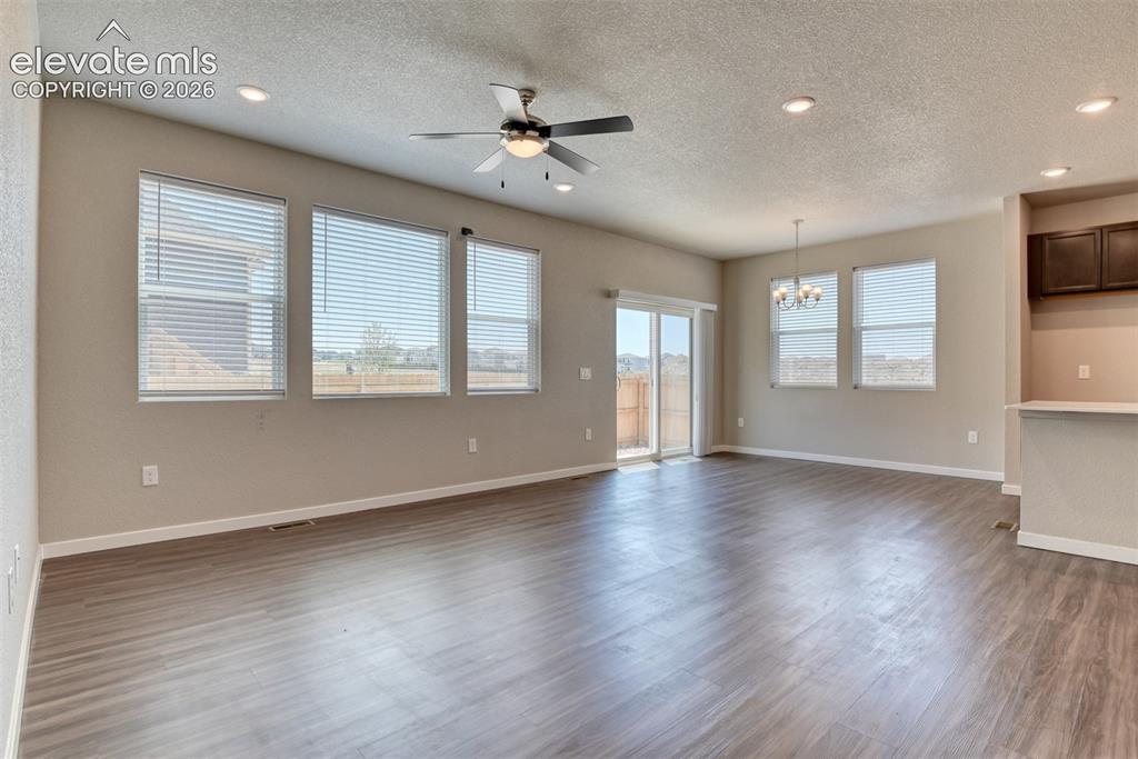 Image 9 of 20: Living Room