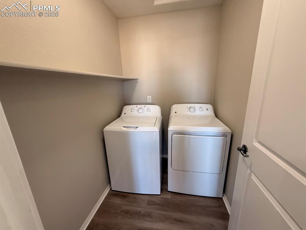 Image 27 of 49: Laundry