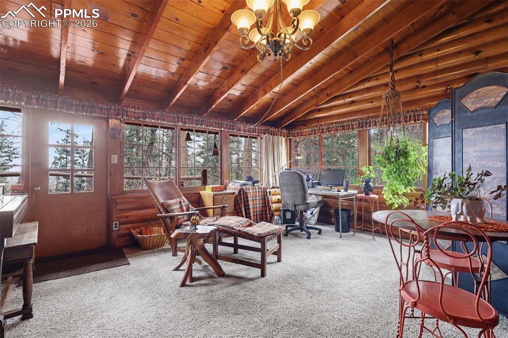 Image 18 of 45: Sun Room