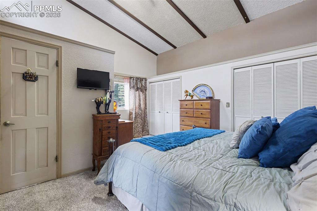 Image 30 of 45: Bedroom