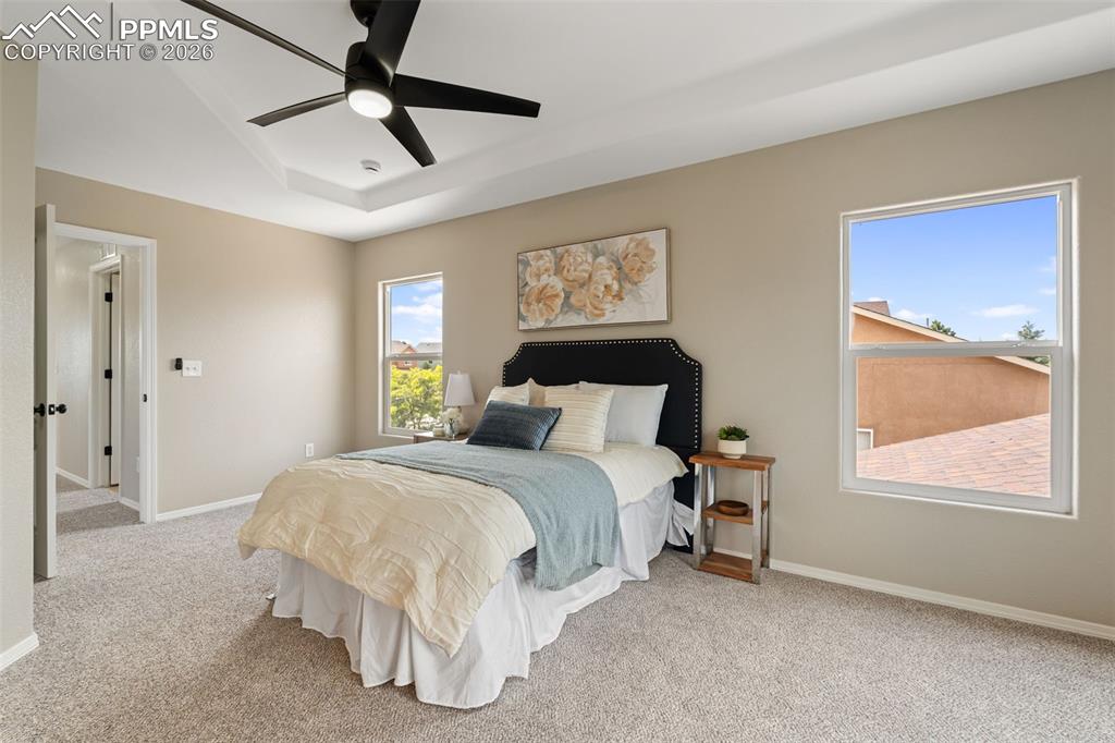 Image 26 of 49: Bedroom