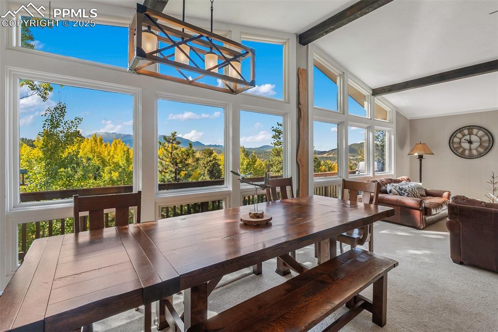 Image 15 of 50: Dining Area