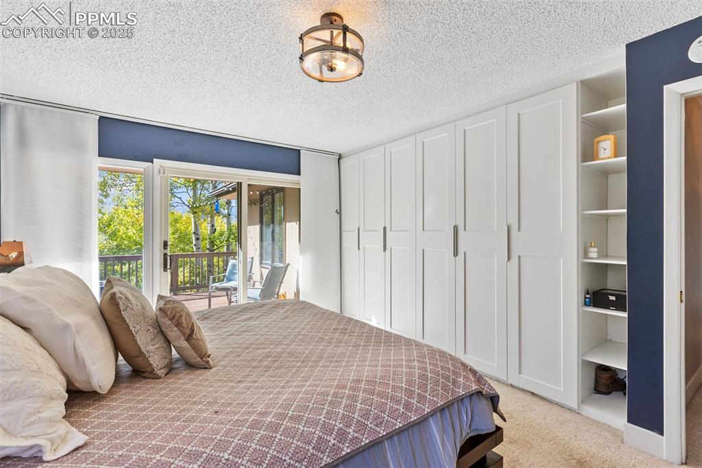 Image 21 of 50: Bedroom