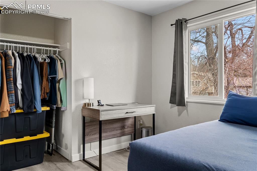 Image 21 of 45: Bedroom