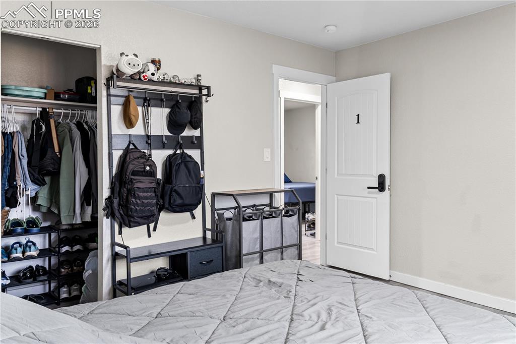 Image 37 of 45: Bedroom