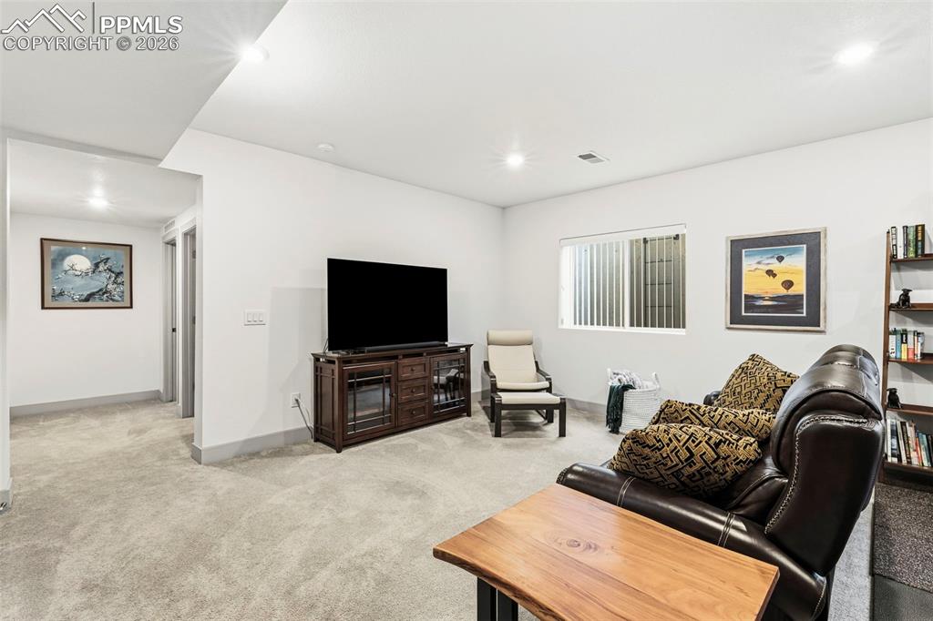 Image 24 of 42: Family Room