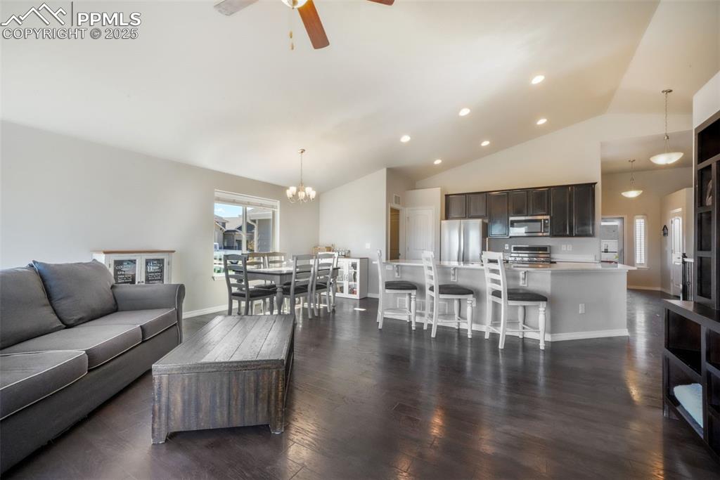 Image 10 of 50: Living Room