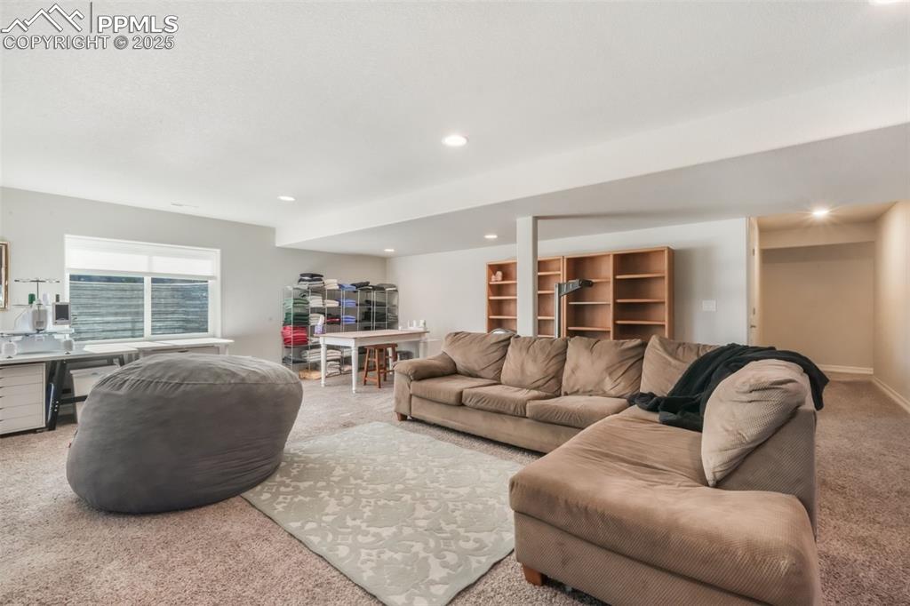 Image 30 of 50: Living Room