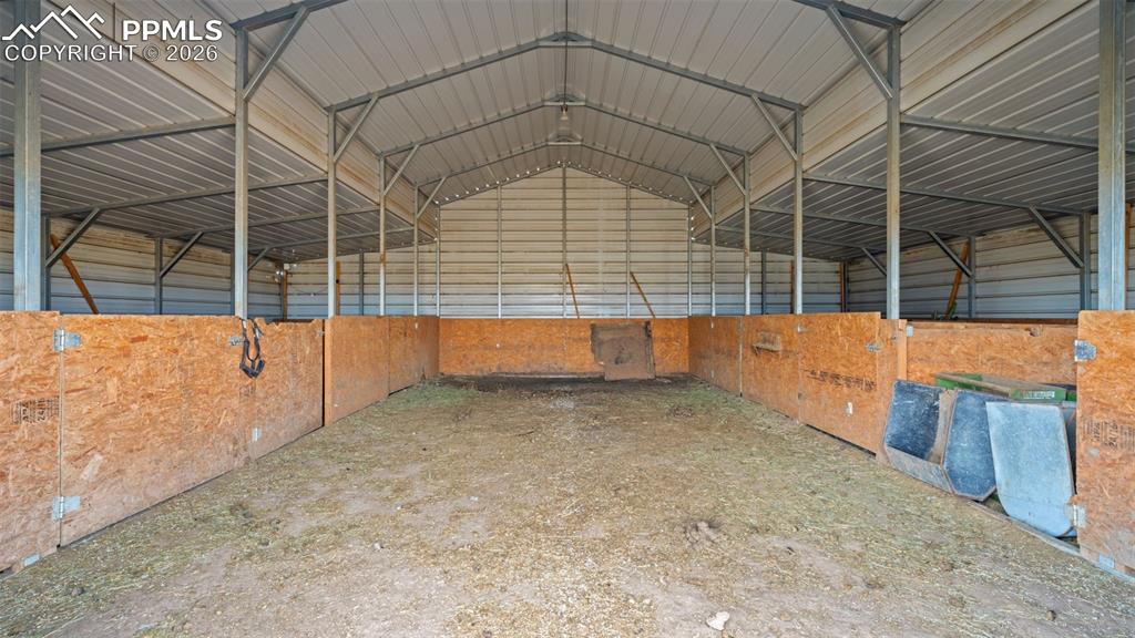 Image 27 of 43: Stable