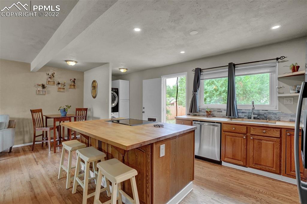 Listing 7874228, Image 12 of 27
