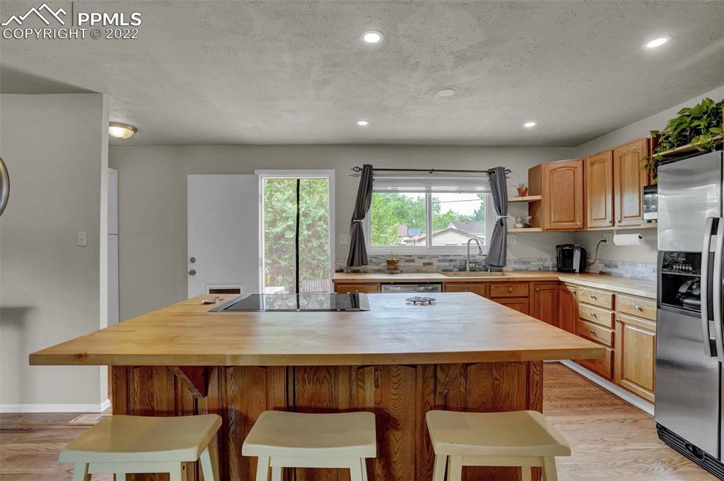 Listing 7874228, Image 14 of 27